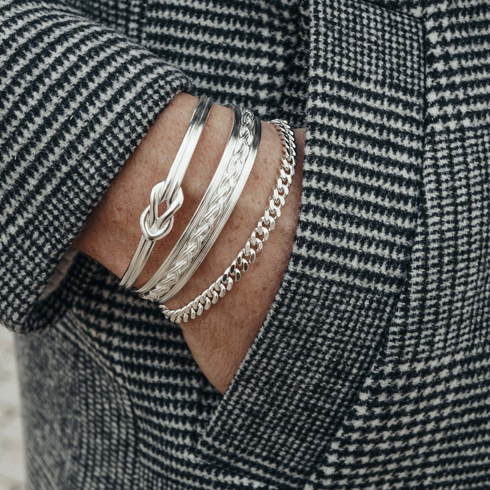 Cartier Diamond Style Bracelet – TRINGG